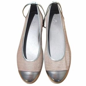 NIB Hogan Ivory/Silver Ballerina Wedge Flat w/Ankle Strap, 10.5